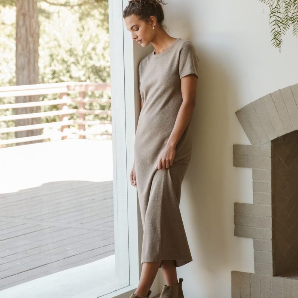 Jenni Kayne Everyday T-Shirt Dress in Taupe